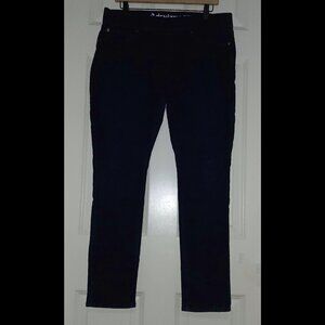 Preppy Minimalist Curvy Denizen Levi’s Women’s Modern Skinny Blue Jeans Size 16M